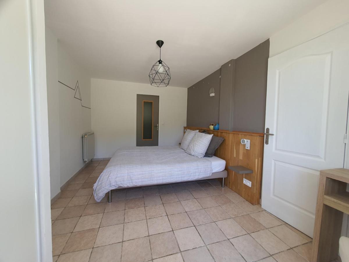 Residence De Gites La Sidoine Du Mont-Ventoux Крийон-ле-Брав Экстерьер фото